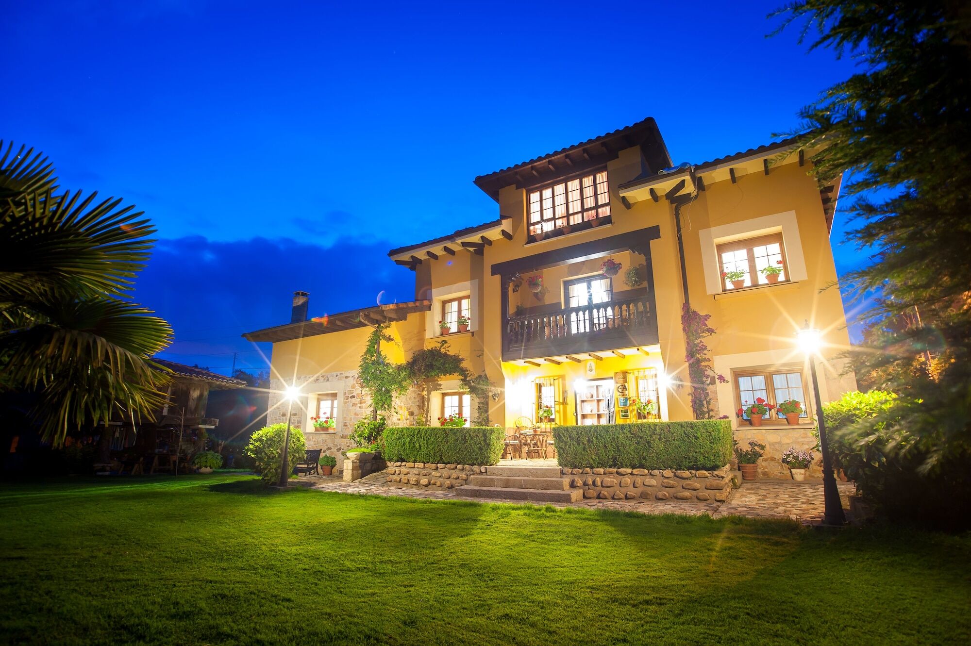 Pensjonat Casa De Aldea Riosol Onís Zewnętrze zdjęcie